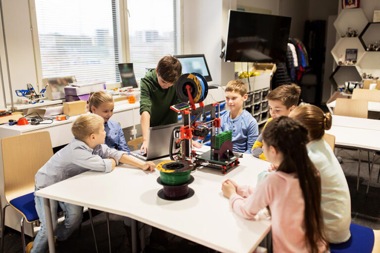 Оснащаем STEM лабораторию: Советы по подбору мебели Мебель и оборудование для STEM лаборатории